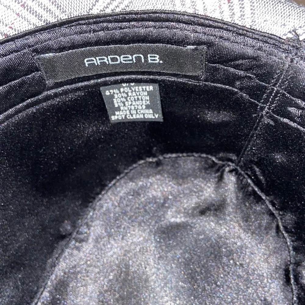 Hat - Picture 6 of 6